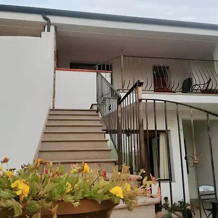 Charming In + Balcony