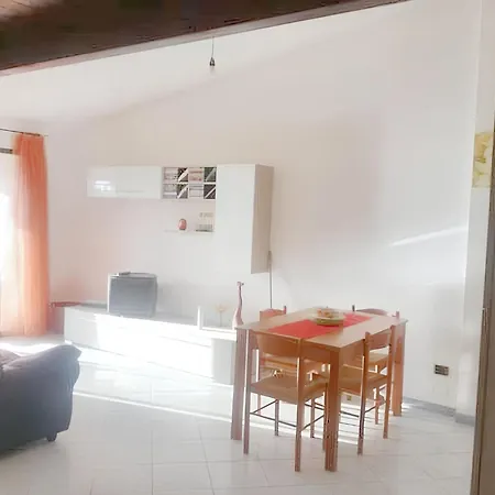 Apartment Charming In + Balcony Lotzorai